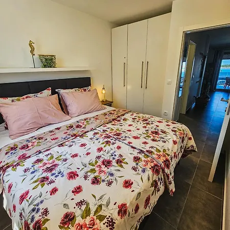 Emilia Appartement Nin